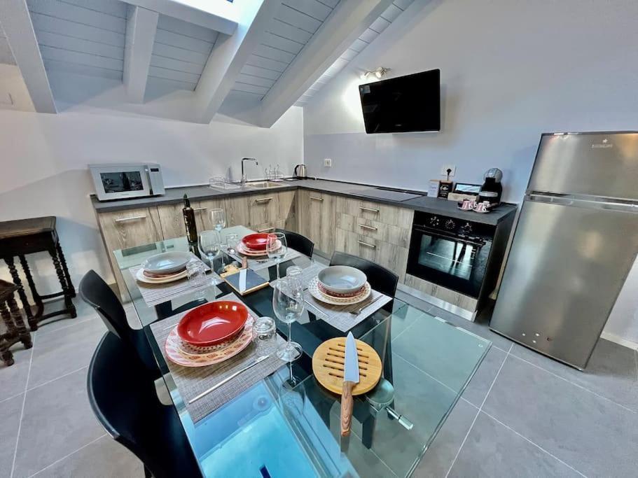 카살레몬페라토 Prestigioso Attico A Passo Duomo By Revenue House 아파트 외부 사진