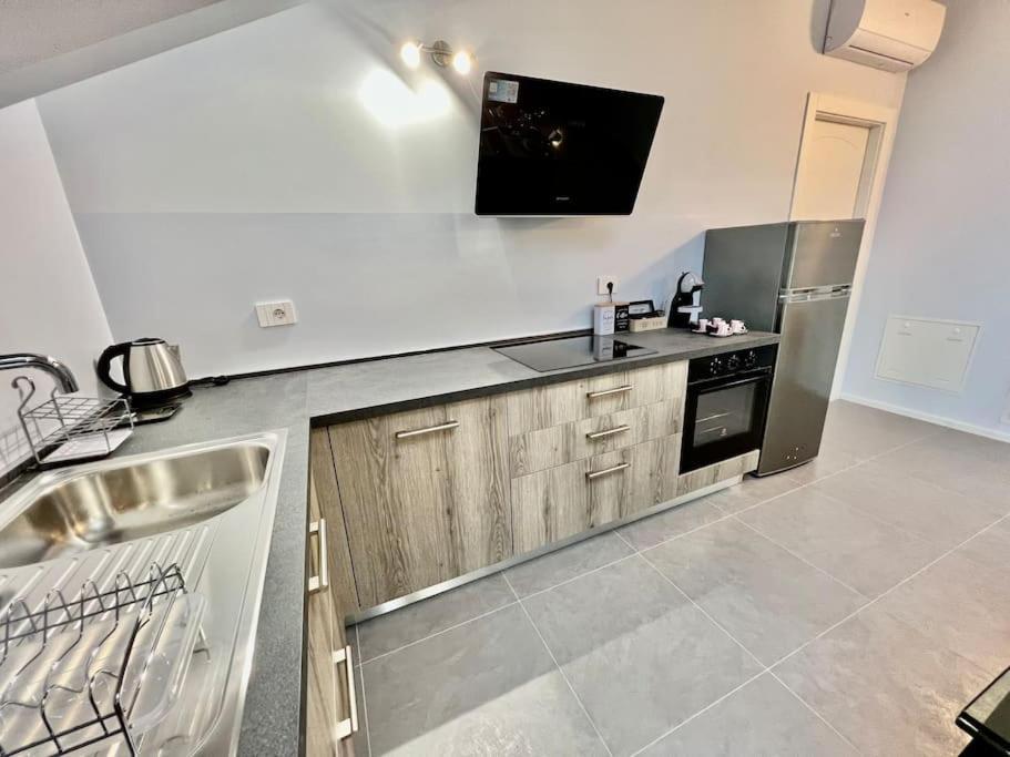 카살레몬페라토 Prestigioso Attico A Passo Duomo By Revenue House 아파트 외부 사진