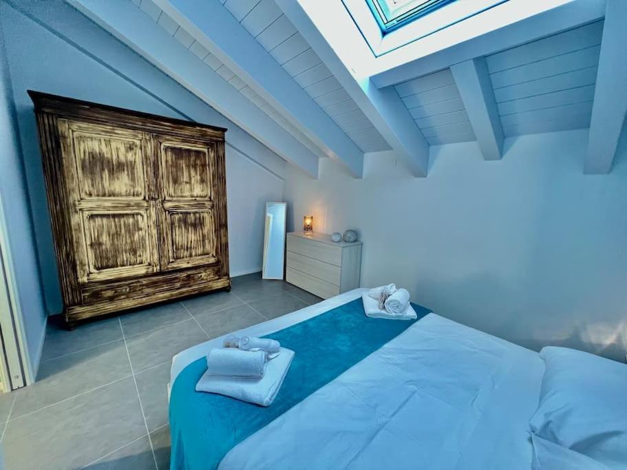 카살레몬페라토 Prestigioso Attico A Passo Duomo By Revenue House 아파트 외부 사진